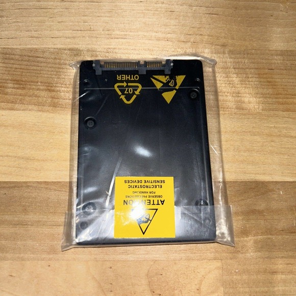 DELL TVFC0 SANDISK 128GB SSD SATA 2.5 6G 7MM X400 SD8SB8U-128G-1012 - Picture 2 of 2